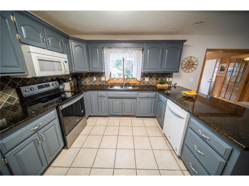 1002 Yorkshire Lane NW Rochester MN 55901 7030639 image10