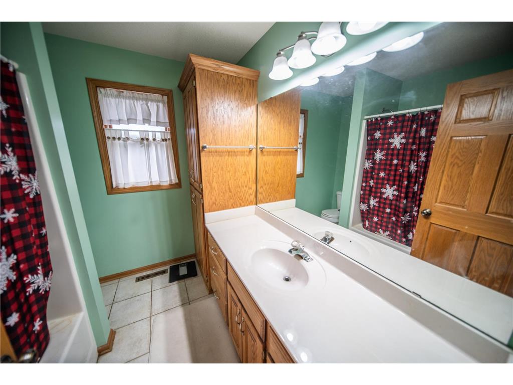 1002 Yorkshire Lane NW Rochester MN 55901 7030639 image27