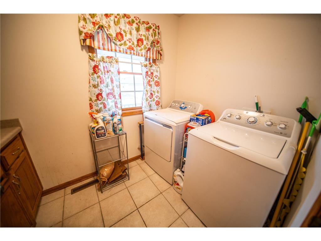 1002 Yorkshire Lane NW Rochester MN 55901 7030639 image31