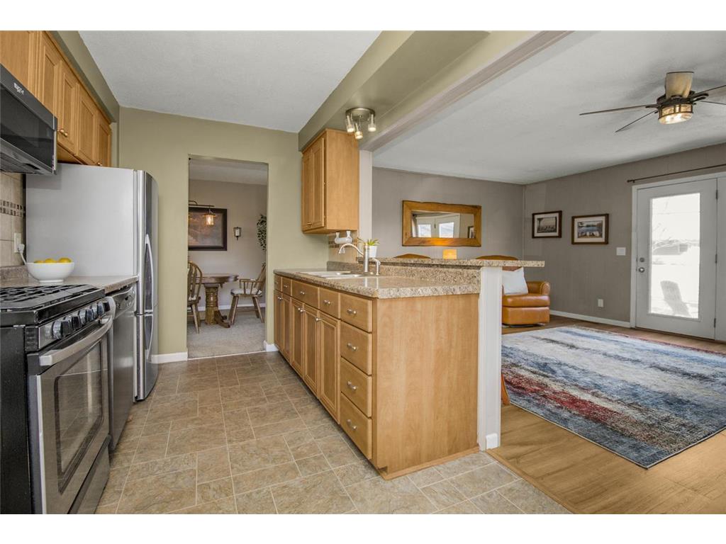 10025 Columbus Avenue S Bloomington MN 55420 7012049 image12