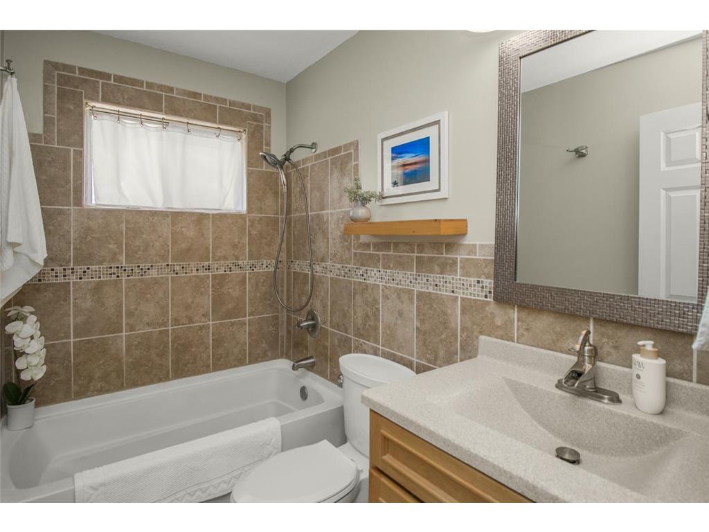 10025 Columbus Avenue S Bloomington MN 55420 7012049 image22