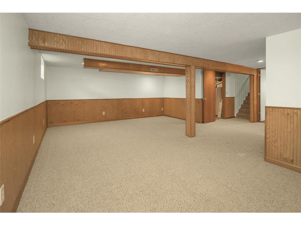 10025 Columbus Avenue S Bloomington MN 55420 7012049 image31