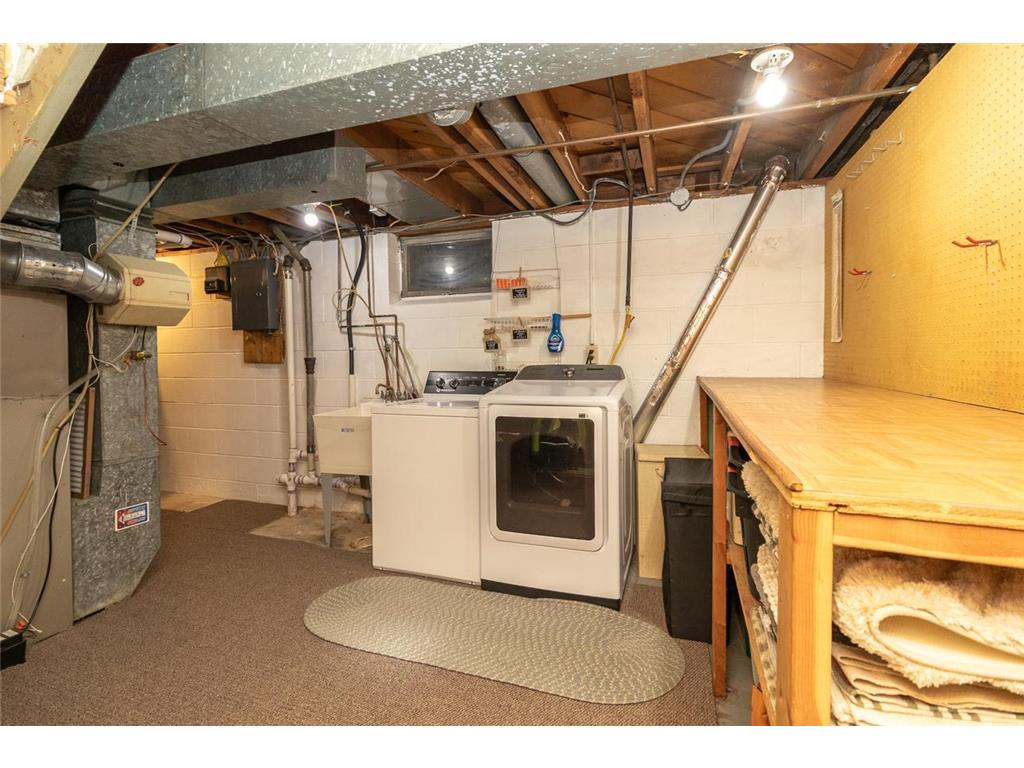 10025 Columbus Avenue S Bloomington MN 55420 7012049 image32