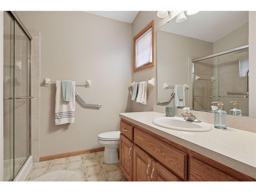 10025 Northwood Lane N Brooklyn Park MN 55443 7077482 image22