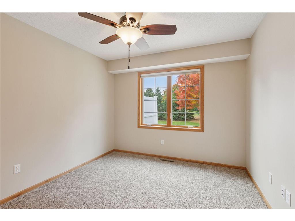 10025 Northwood Lane N Brooklyn Park MN 55443 7077482 image24