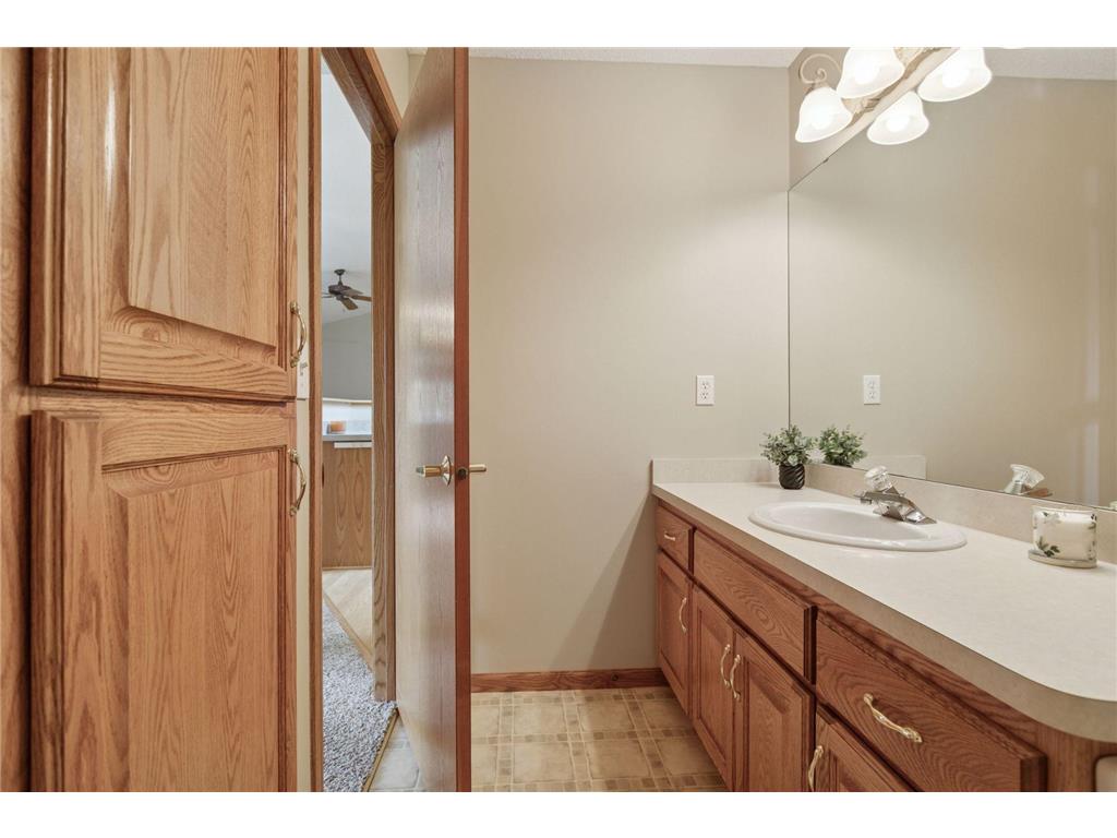 10025 Northwood Lane N Brooklyn Park MN 55443 7077482 image27