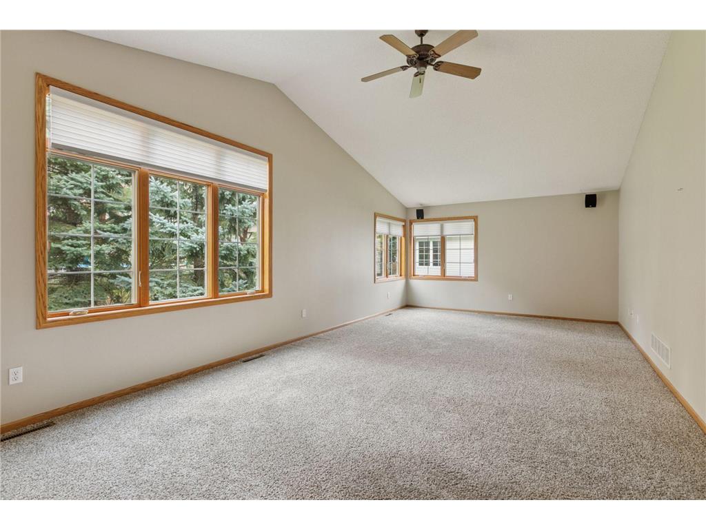 10025 Northwood Lane N Brooklyn Park MN 55443 7077482 image8