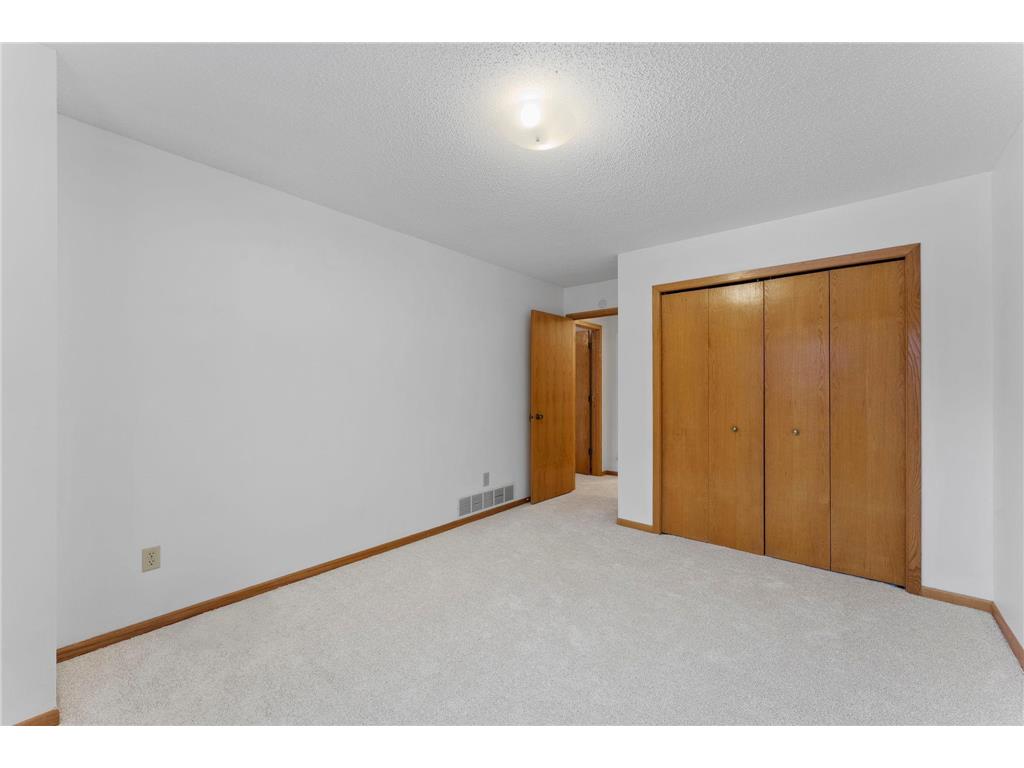 10025 Russell Avenue N #2 Brooklyn Park MN 55444 6825423 image20