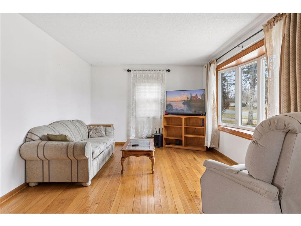 10025 Wentworth Avenue S Bloomington MN 55420 7051753 image4