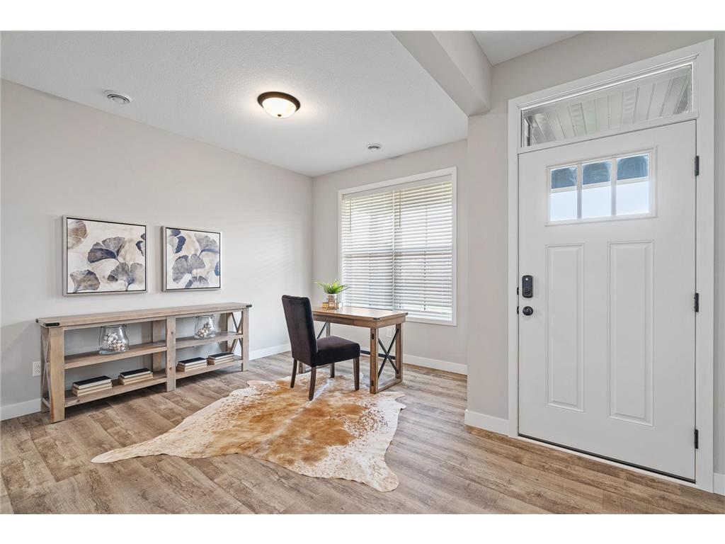 10027 Newport Path Woodbury MN 55129 6695290 image3