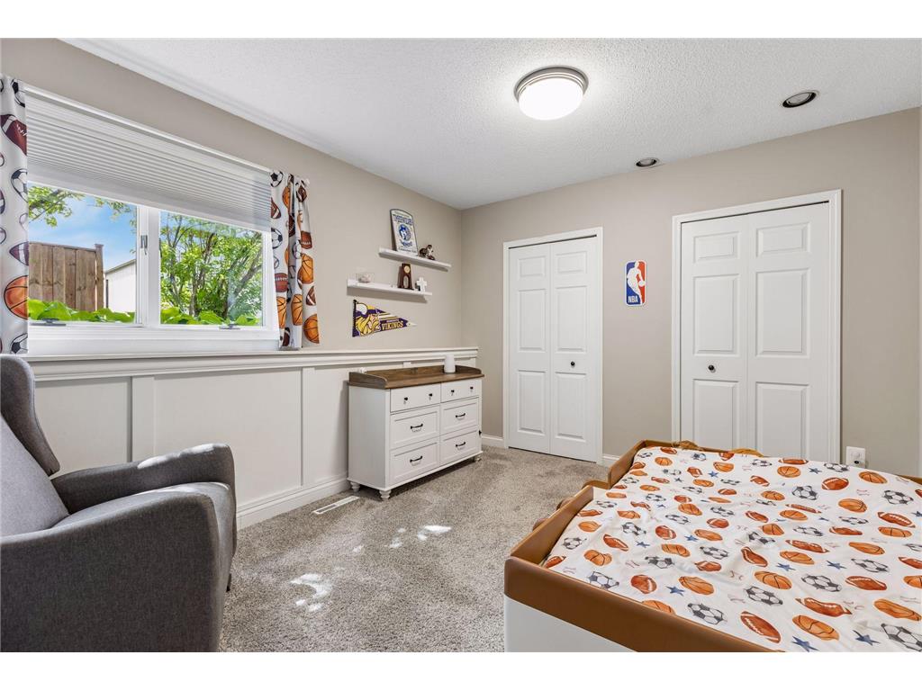 10028 Park Circle Bloomington MN 55420 7102204 image26