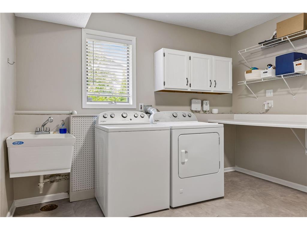 10028 Park Circle Bloomington MN 55420 7102204 image29