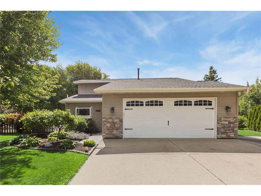 10028 Park Circle Bloomington MN 55420 7102204 image3