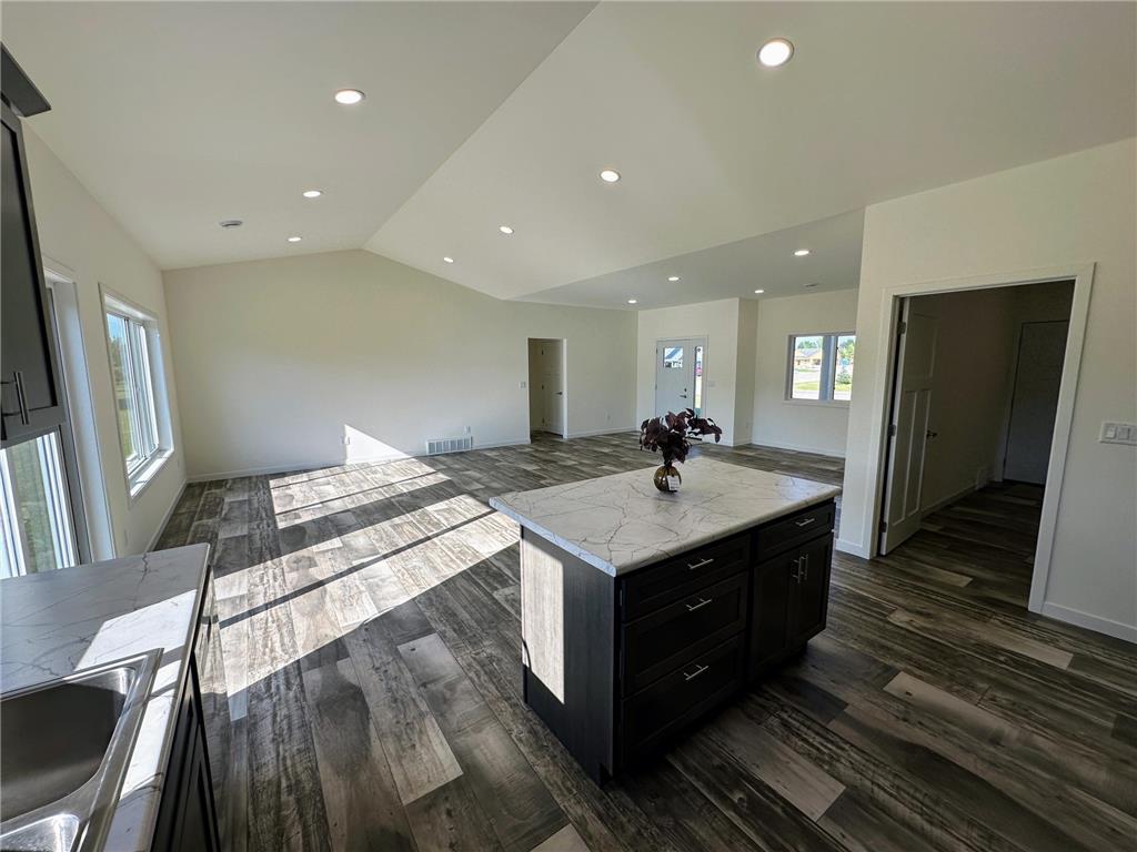 1003 8th Avenue NW Perham MN 56573 6776337 image14