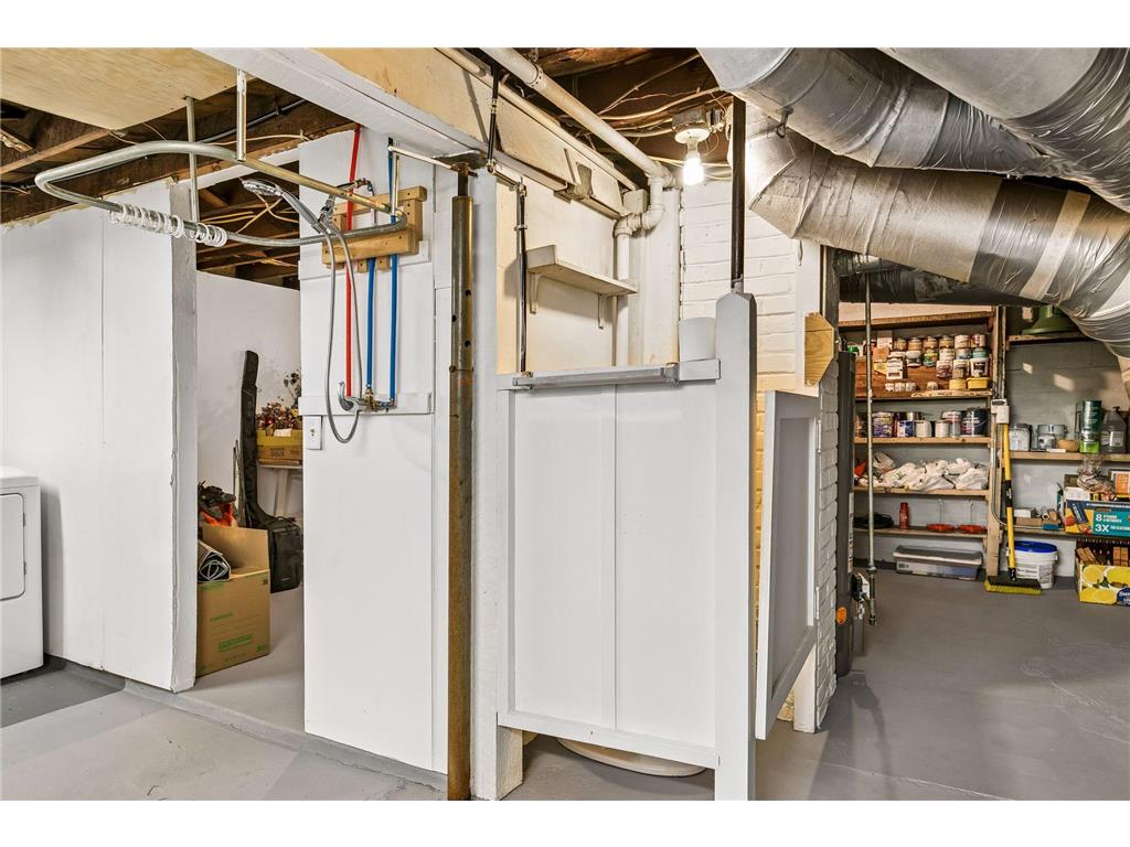 1003 Avon Street N Saint Paul MN 55103 7022299 image29