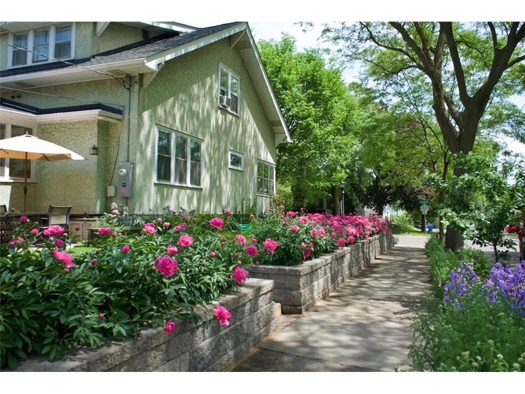 1003 Avon Street N Saint Paul MN 55103 7022299 image38