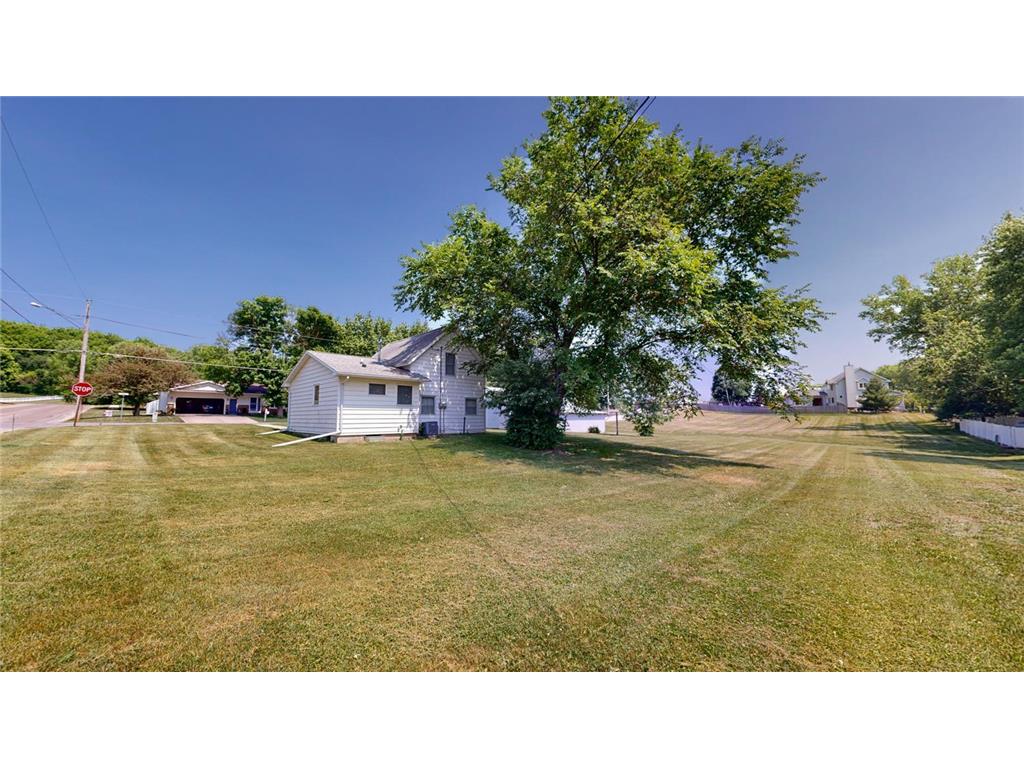 1003 Grand Street SE Chatfield MN 55923 6385051 image26
