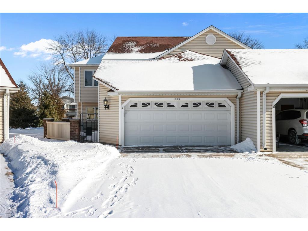 1003 Hill Court Shoreview MN 55126 7010242 image1