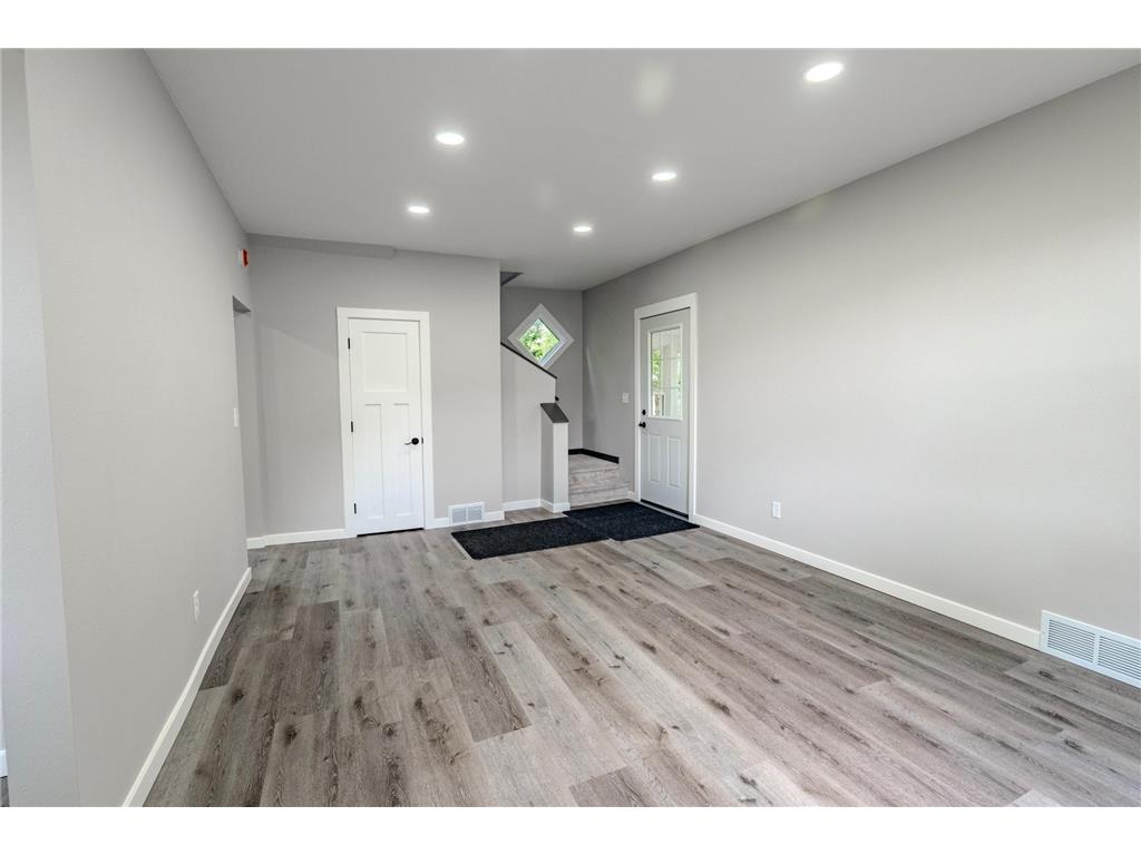 1003 Lindbergh Drive S Little Falls MN 56345 - Mississippi 7075990 image14