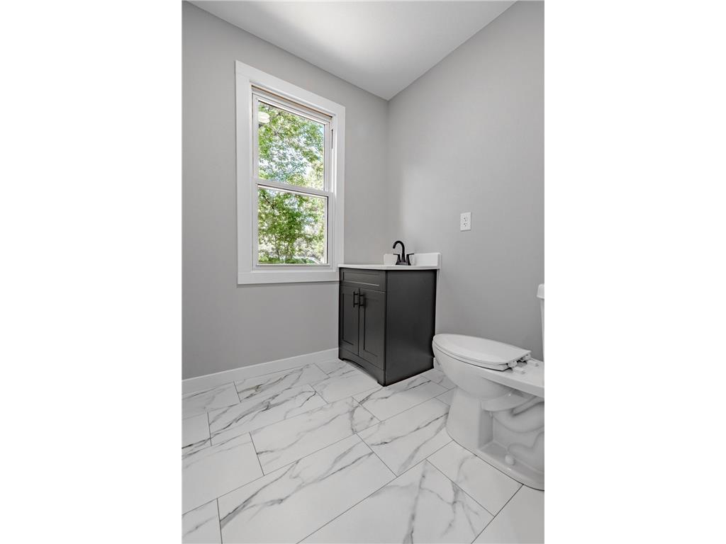 1003 Lindbergh Drive S Little Falls MN 56345 - Mississippi 7075990 image19