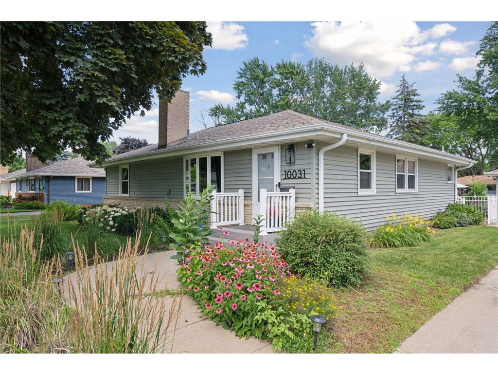 10031 Fremont Avenue S Bloomington MN 55431 6758007 image1