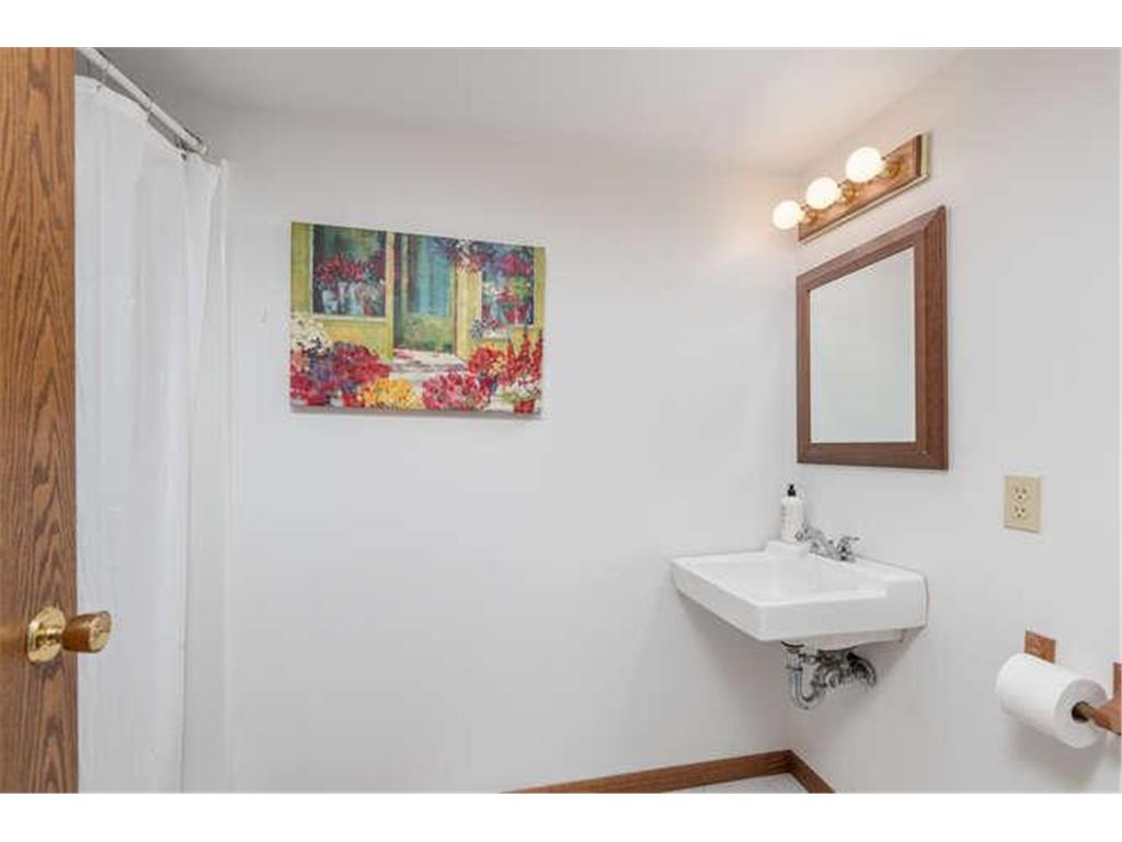 10032 Irwin Circle Bloomington MN 55437 7049748 image24