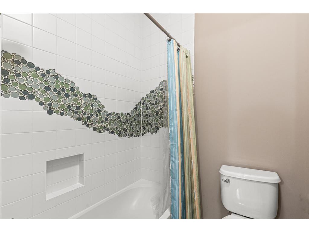 10033 Frederick Place Eden Prairie MN 55347 7010292 image46