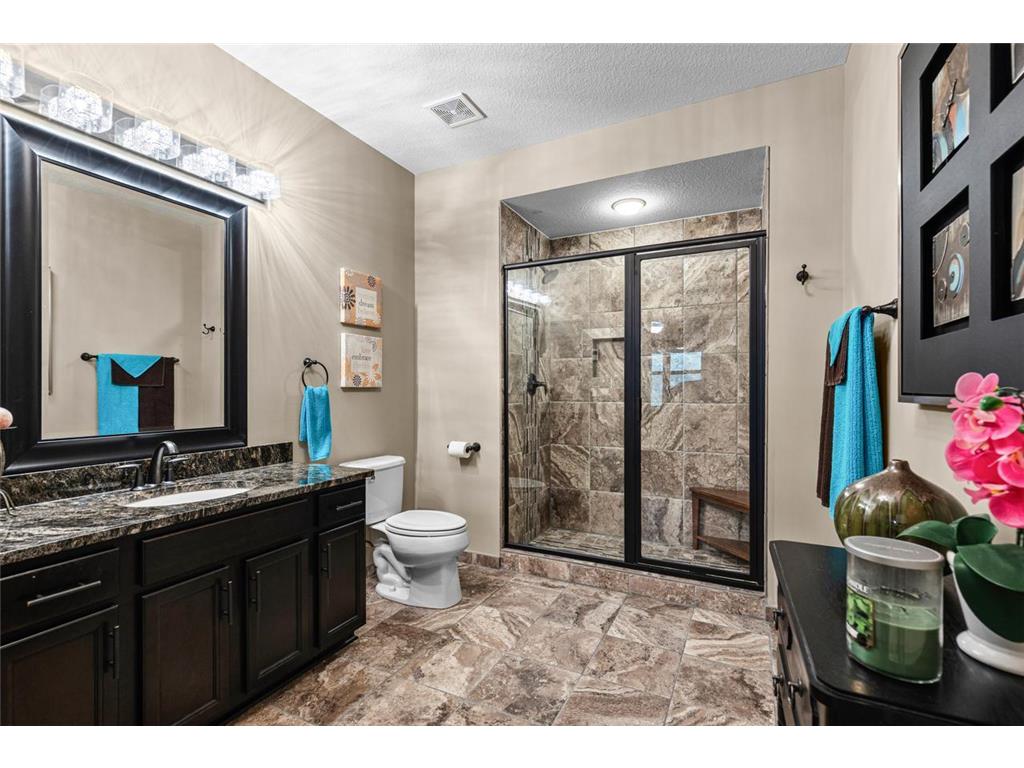 10033 Frederick Place Eden Prairie MN 55347 7010292 image64