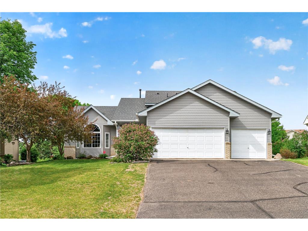 10035 Fallgold Parkway N Brooklyn Park MN 55443 7079270 image2
