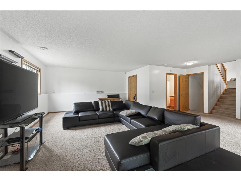 10035 Fallgold Parkway N Brooklyn Park MN 55443 7079270 image22