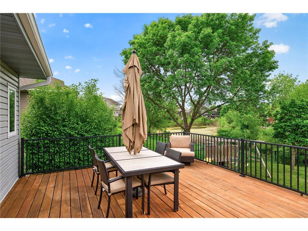 10035 Fallgold Parkway N Brooklyn Park MN 55443 7079270 image29