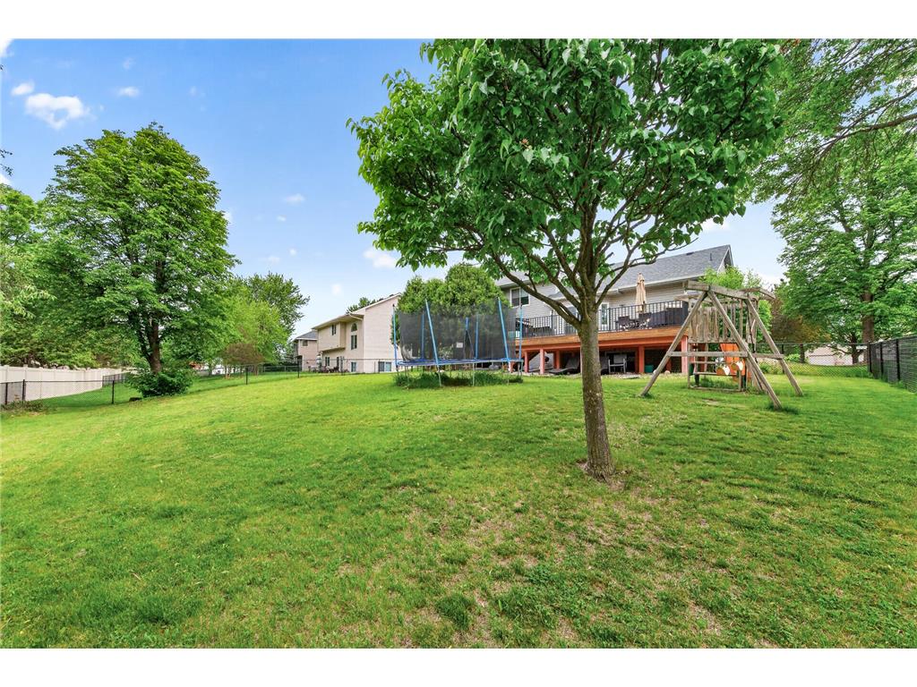 10035 Fallgold Parkway N Brooklyn Park MN 55443 7079270 image30