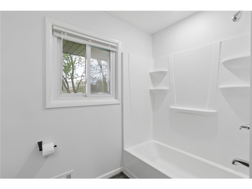 10037 Fremont Avenue S Bloomington MN 55431 7048623 image18