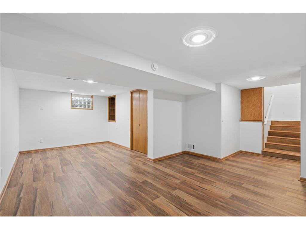 10037 Fremont Avenue S Bloomington MN 55431 7048623 image26