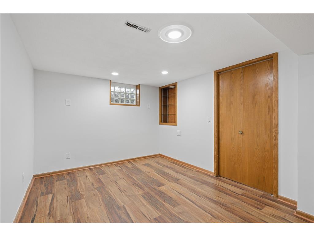 10037 Fremont Avenue S Bloomington MN 55431 7048623 image28