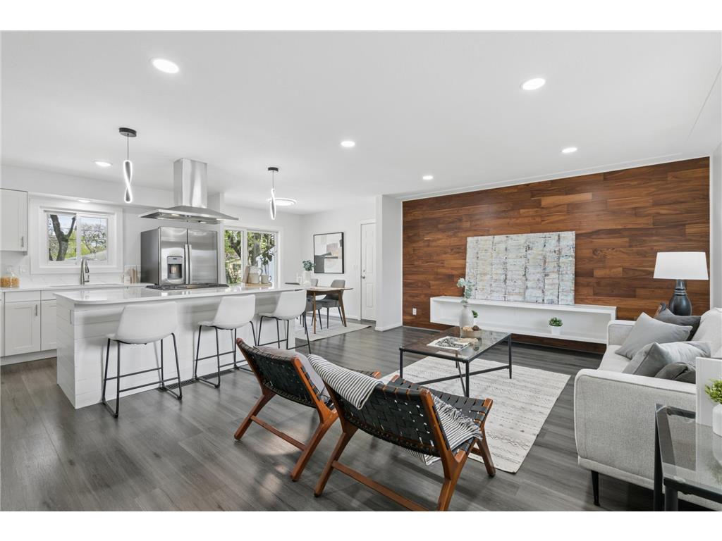 10037 Fremont Avenue S Bloomington MN 55431 7048623 image3