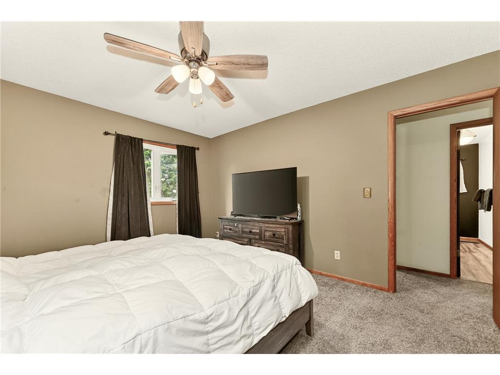 1004 6th Street NW Dodge Center MN 55927 7082018 image14
