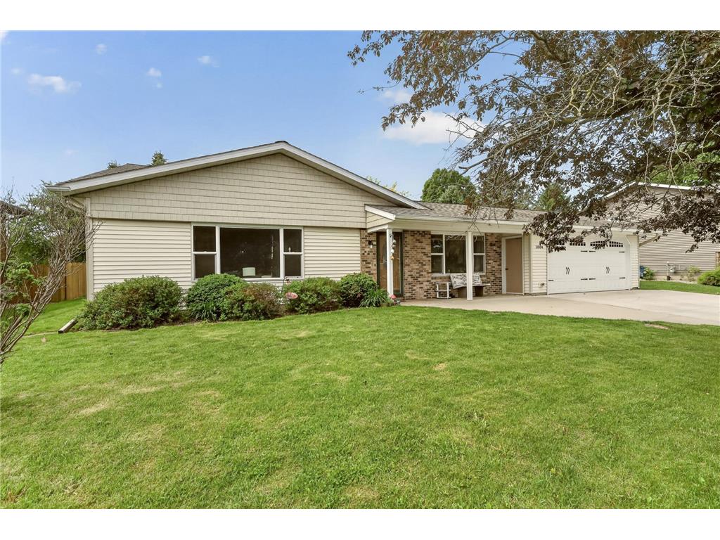 1004 6th Street NW Dodge Center MN 55927 7082018 image23