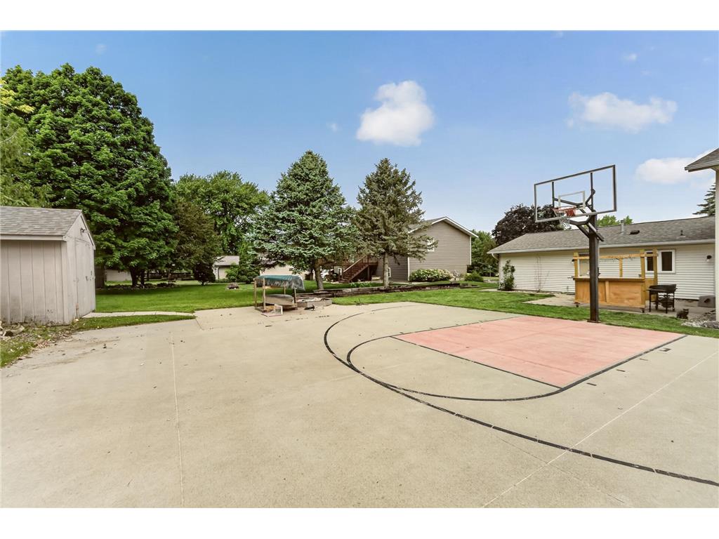 1004 6th Street NW Dodge Center MN 55927 7082018 image3