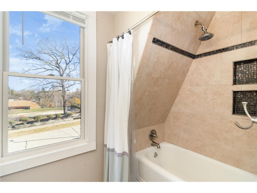 1004 College Avenue Red Wing MN 55066 6822648 image26