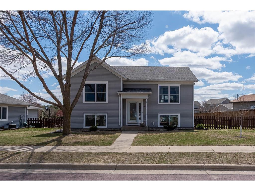 1004 Engesser Lane Saint Peter MN 56082 6704380 image1