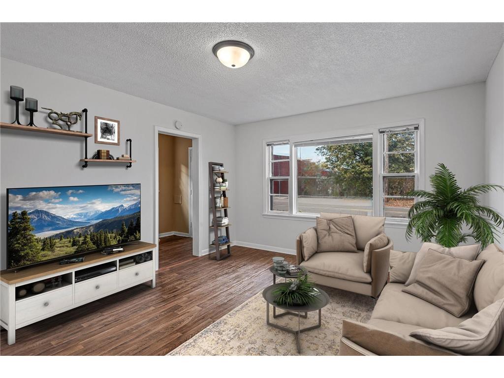 1004 Front Avenue Saint Paul MN 55103 6274131 image1