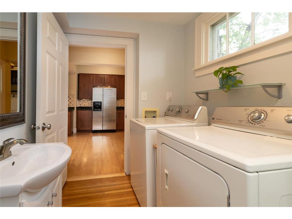 1004 Sheridan Avenue N Minneapolis MN 55411 7095101 image20