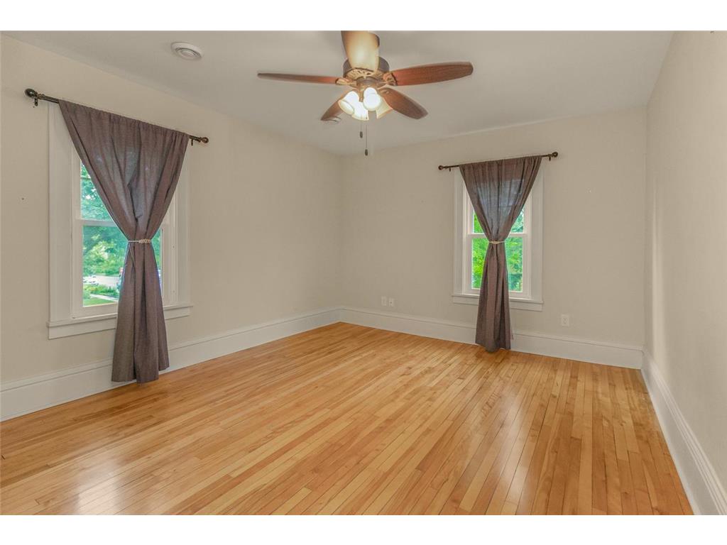 1004 Sheridan Avenue N Minneapolis MN 55411 7095101 image21