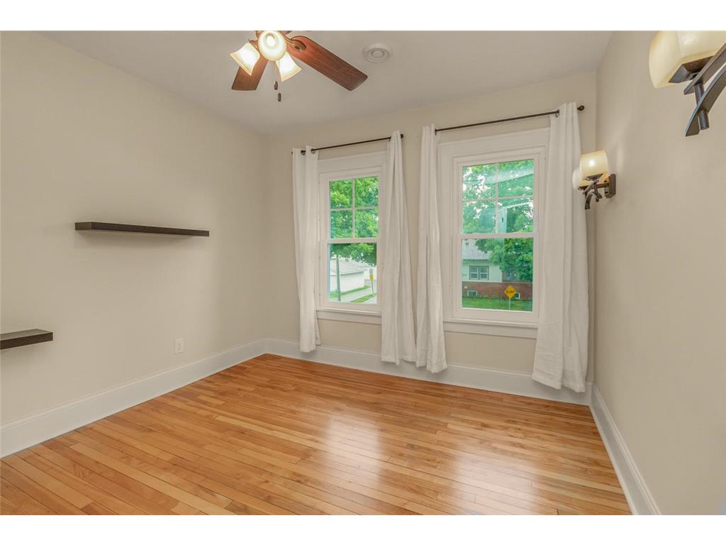 1004 Sheridan Avenue N Minneapolis MN 55411 7095101 image23