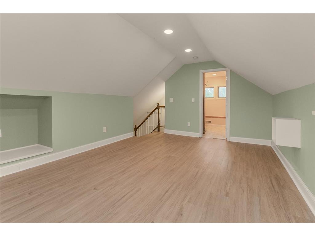 1004 Sheridan Avenue N Minneapolis MN 55411 7095101 image28