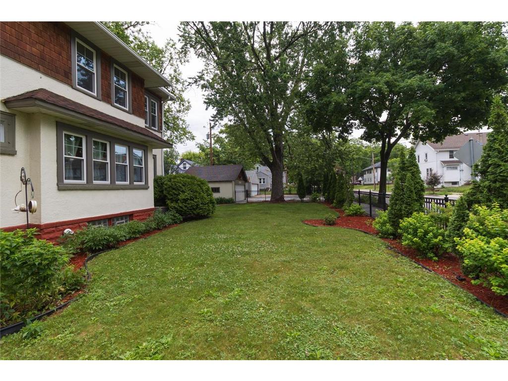 1004 Sheridan Avenue N Minneapolis MN 55411 7095101 image40