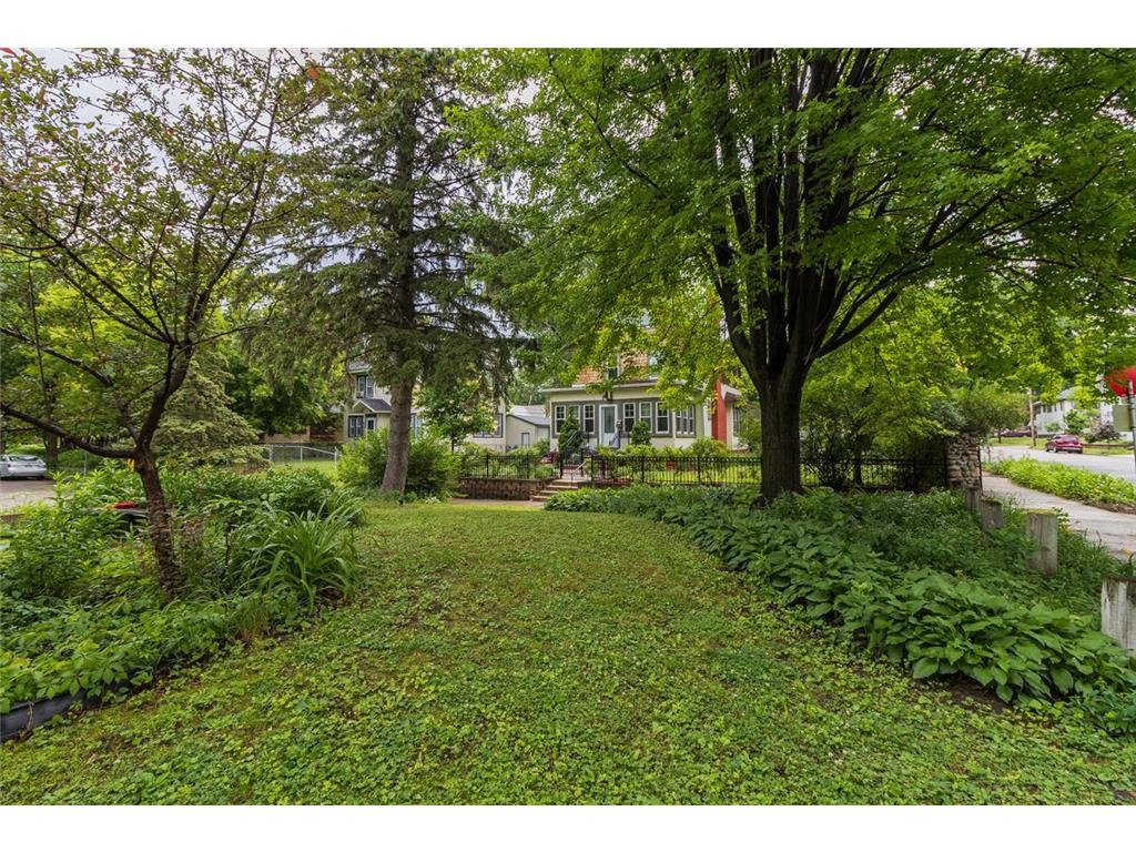 1004 Sheridan Avenue N Minneapolis MN 55411 7095101 image45
