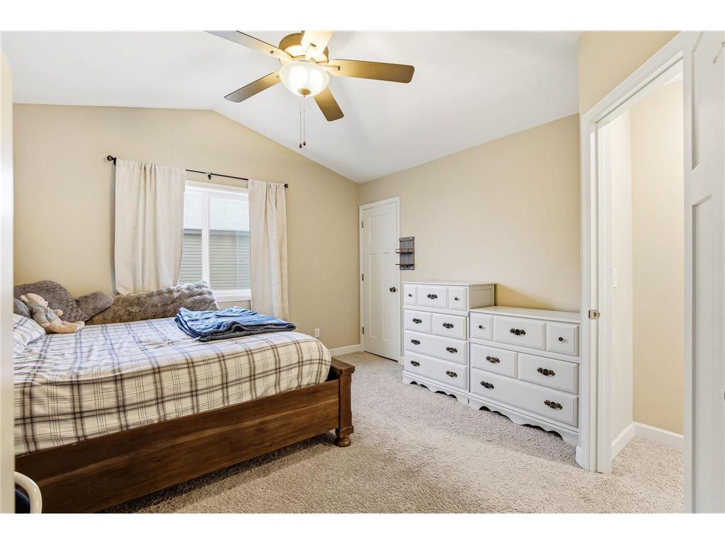 1004 Triumph Trail NE Isanti MN 55040 7035887 image18
