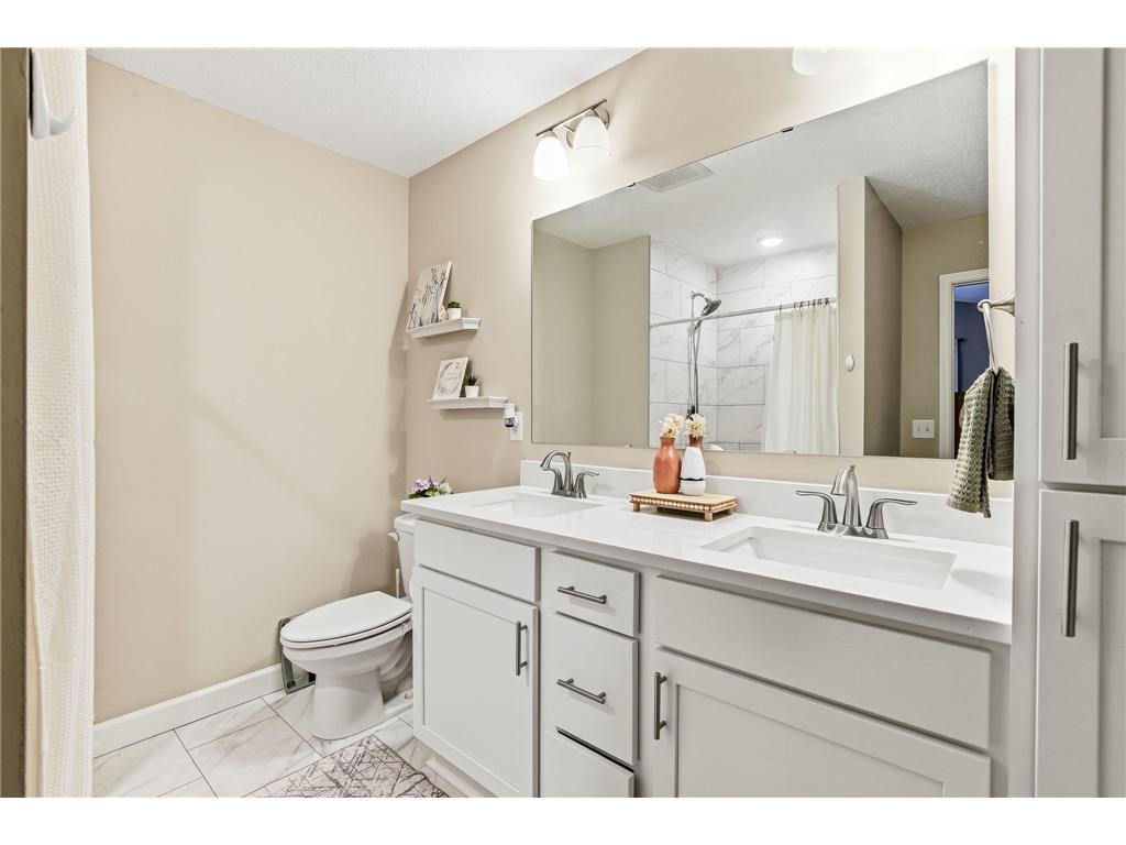 1004 Triumph Trail NE Isanti MN 55040 7035887 image20